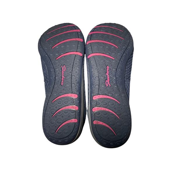 Skechers Classic Fit Slip-Ons | Navy Mesh + Suede | Memory Foam | 9.5 | EUC - Picture 3 of 7